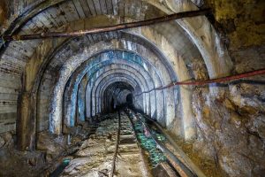 Er is warm water in de verlaten mijn